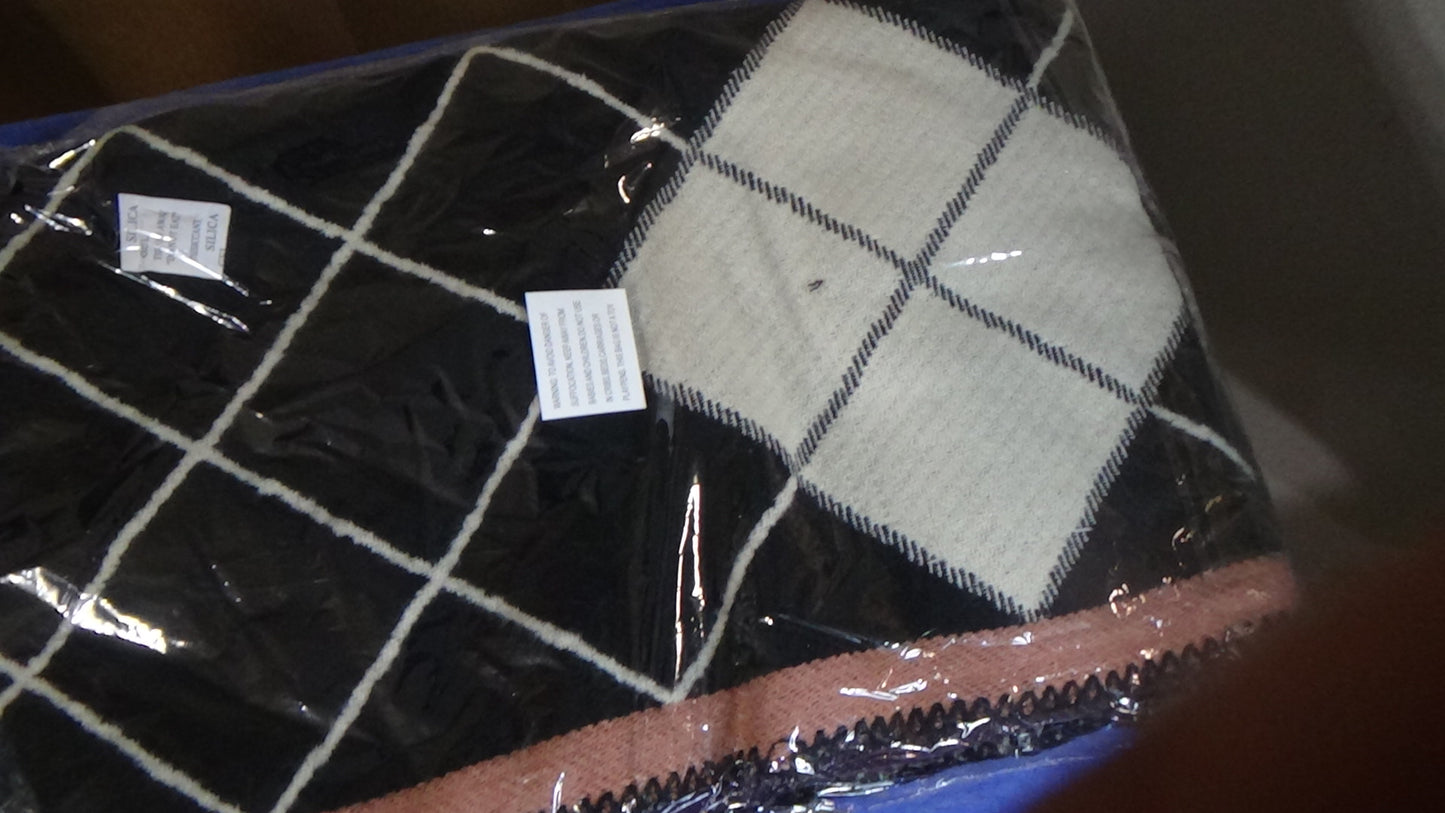 Black and White Plaid Knit Ruana   Gift  Box