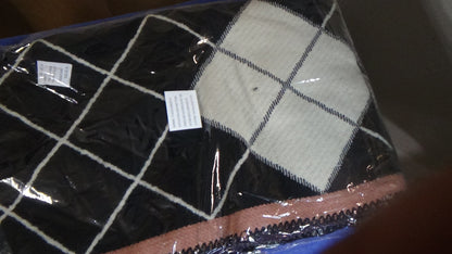 Black and White Plaid Knit Ruana   Gift  Box